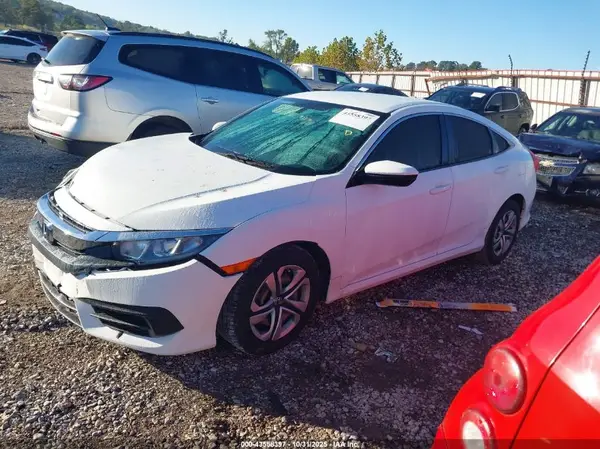 19XFC2F54JE042762 2018 HONDA CIVIC - Image 2