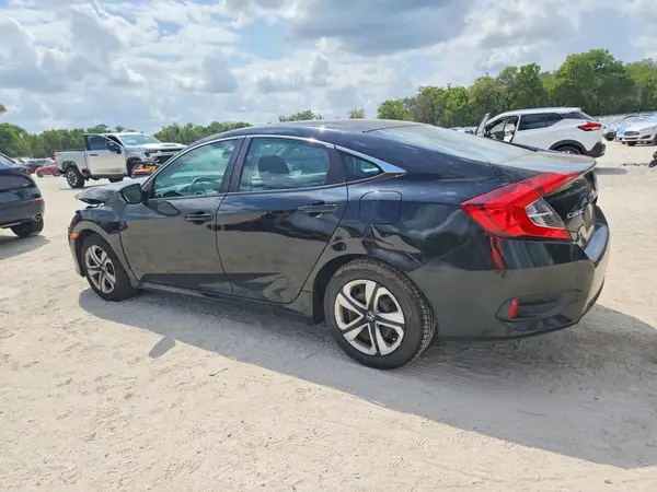 19XFC2F54JE205927 2018 HONDA CIVIC - Image 2