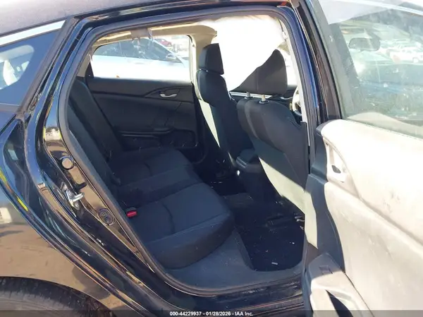 19XFC2F55GE063676 2016 HONDA CIVIC - Image 8