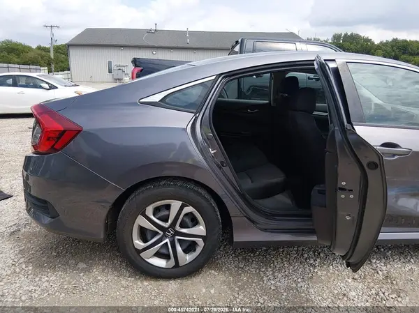 19XFC2F55GE083863 2016 HONDA CIVIC - Image 8