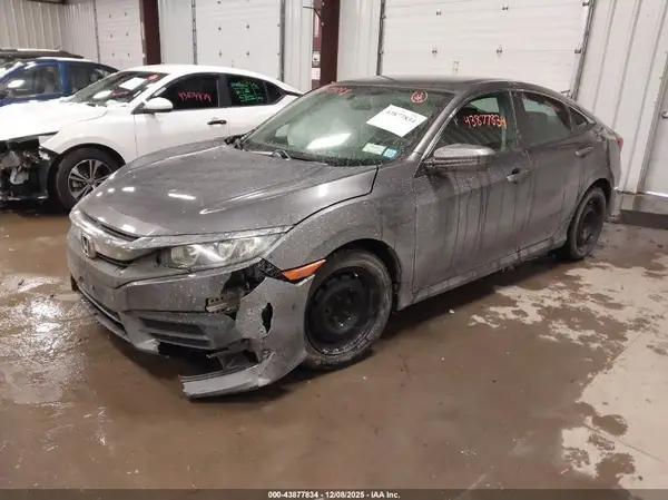 19XFC2F55GE202740 2016 HONDA CIVIC - Image 2