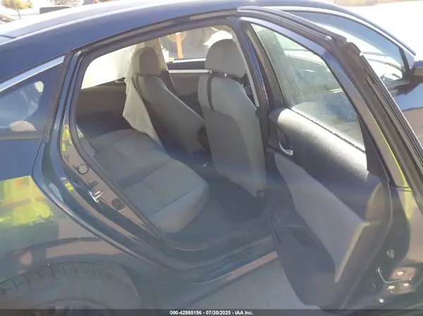 19XFC2F55GE207307 2016 HONDA CIVIC - Image 8