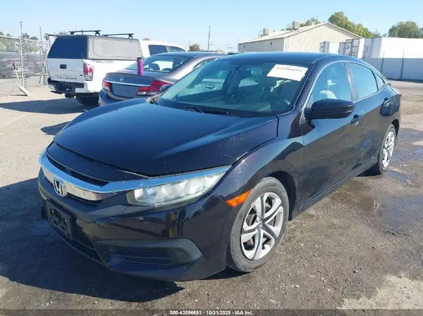 19XFC2F55GE207775 2016 HONDA CIVIC - Image 2