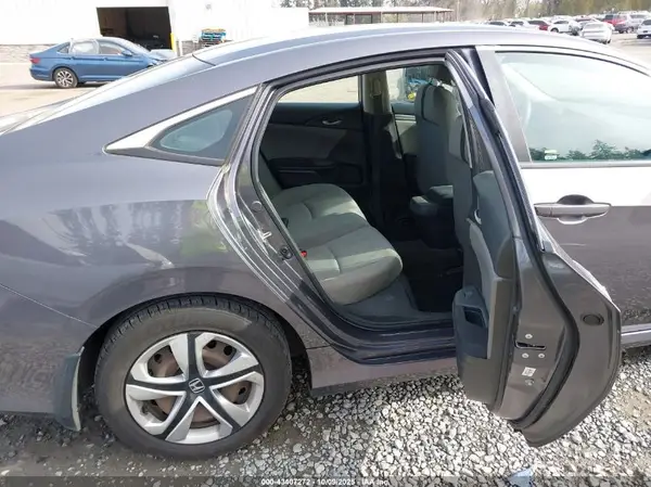 19XFC2F55GE219716 2016 HONDA CIVIC - Image 8