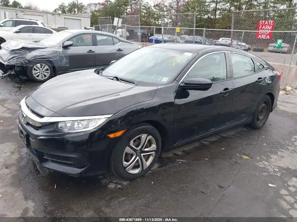 19XFC2F55GE226472 2016 HONDA CIVIC - Image 2