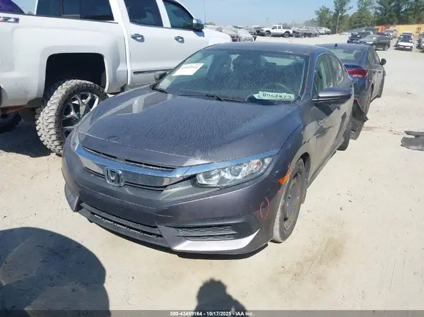 19XFC2F55HE000725 2017 HONDA CIVIC - Image 2
