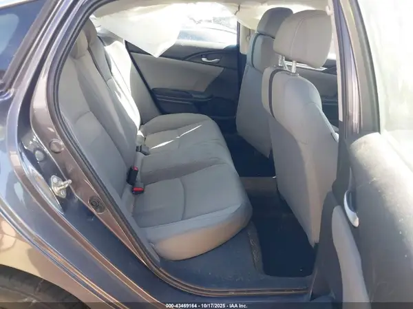 19XFC2F55HE000725 2017 HONDA CIVIC - Image 8