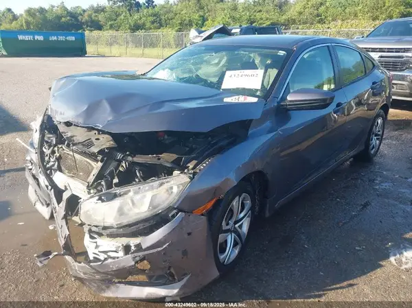 19XFC2F55HE008811 2017 HONDA CIVIC - Image 2