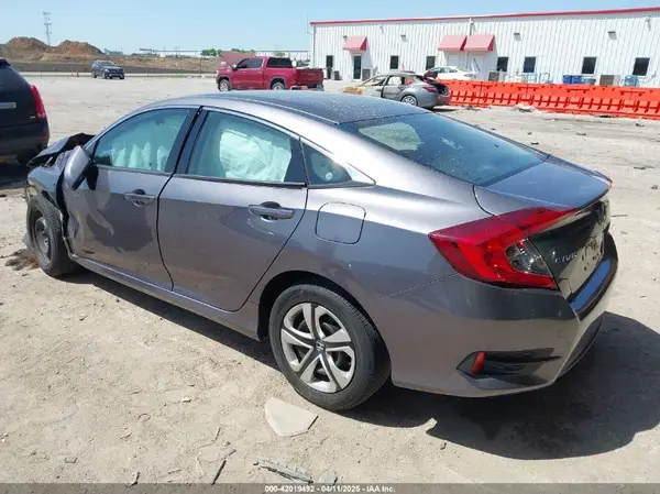 19XFC2F55HE011241 2017 HONDA CIVIC - Image 2