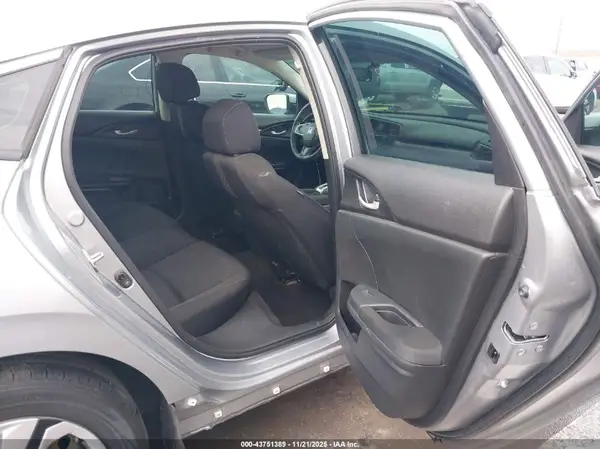 19XFC2F55HE021459 2017 HONDA CIVIC - Image 8