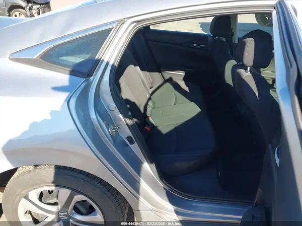 19XFC2F55HE037211 2017 HONDA CIVIC - Image 8