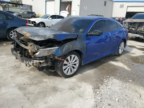 19XFC2F55HE038956 2017 HONDA CIVIC - Image 1