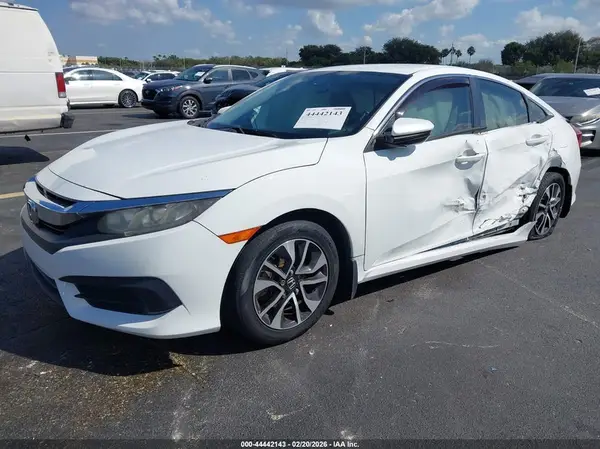 19XFC2F55HE057958 2017 HONDA CIVIC - Image 2
