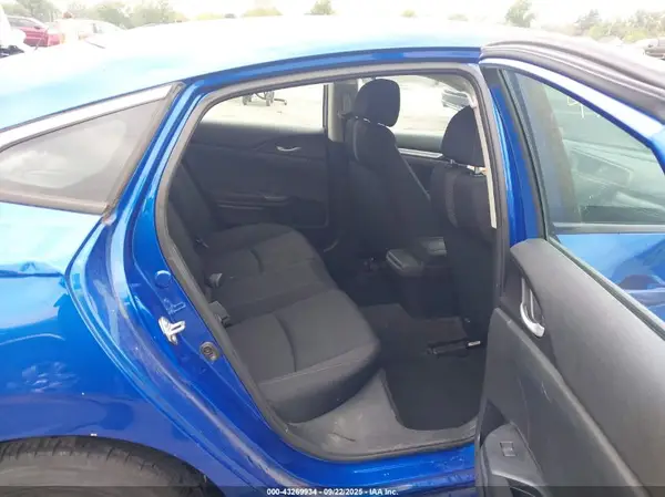 19XFC2F55HE076655 2017 HONDA CIVIC - Image 8