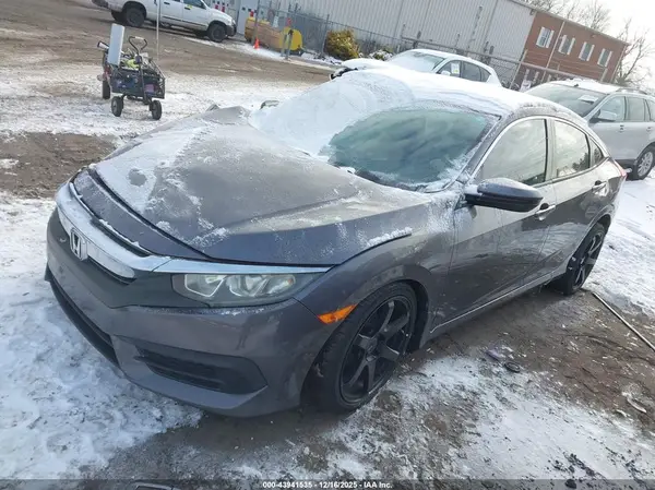 19XFC2F55HE082536 2017 HONDA CIVIC - Image 2