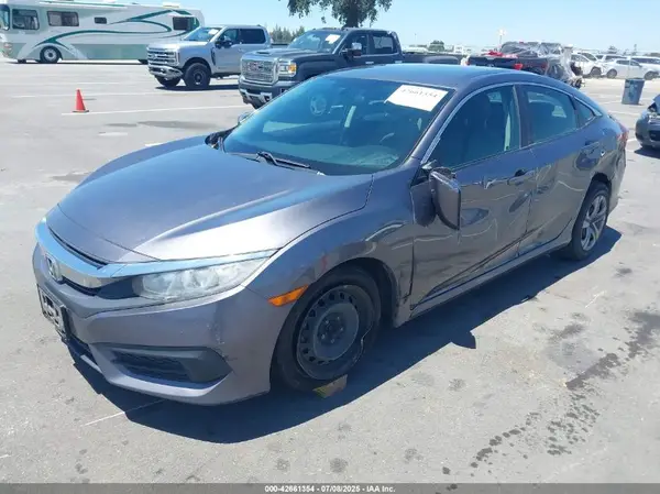 19XFC2F55HE200505 2017 HONDA CIVIC - Image 2