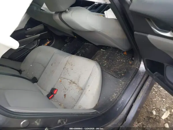 19XFC2F55HE208510 2017 HONDA CIVIC - Image 8