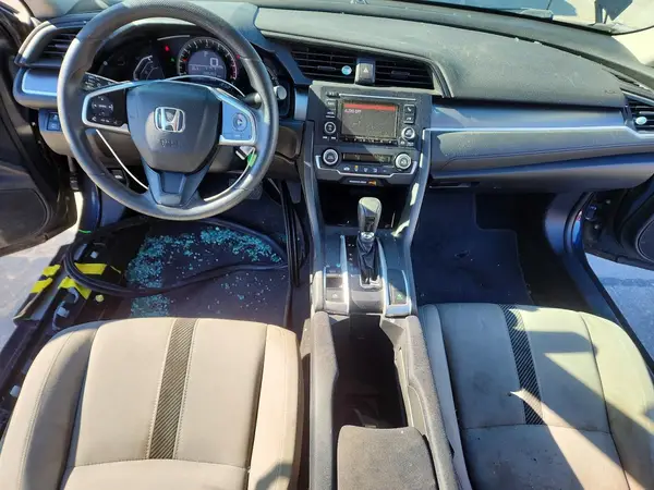 19XFC2F55JE004876 2018 HONDA CIVIC - Image 8