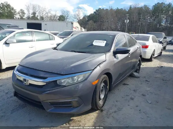 19XFC2F55JE005087 2018 HONDA CIVIC - Image 2
