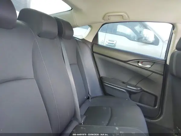 19XFC2F55JE005087 2018 HONDA CIVIC - Image 8