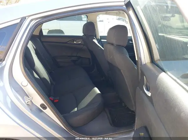 19XFC2F55JE005736 2018 HONDA CIVIC - Image 8