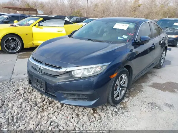 19XFC2F55JE009317 2018 HONDA CIVIC - Image 2