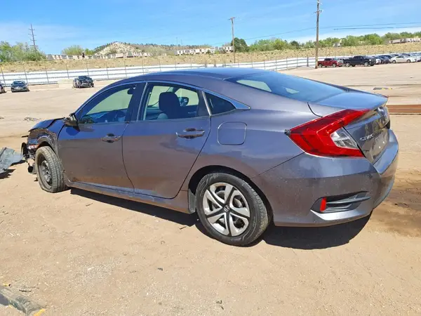 19XFC2F55JE010354 2018 HONDA CIVIC - Image 2