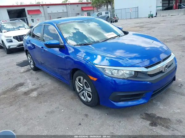 19XFC2F55JE011004 2018 HONDA CIVIC - Image 1