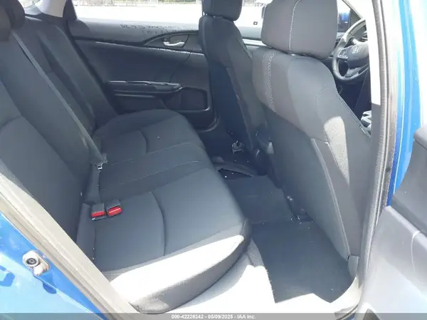 19XFC2F55JE011004 2018 HONDA CIVIC - Image 8