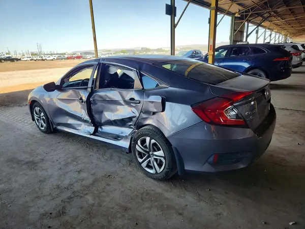 19XFC2F55JE012198 2018 HONDA CIVIC - Image 2