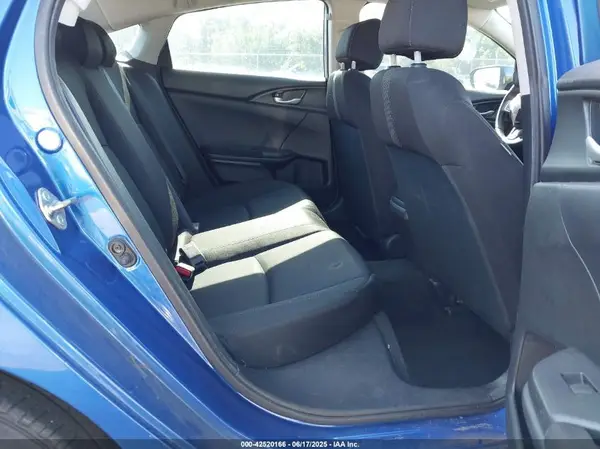 19XFC2F55JE014744 2018 HONDA CIVIC - Image 8