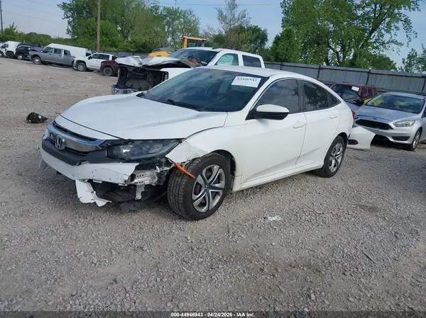 19XFC2F55JE018776 2018 HONDA CIVIC - Image 2