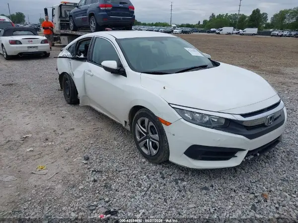 19XFC2F55JE023511 2018 HONDA CIVIC - Image 1