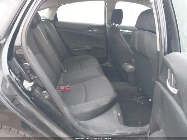 19XFC2F55JE024156 2018 HONDA CIVIC - Image 8