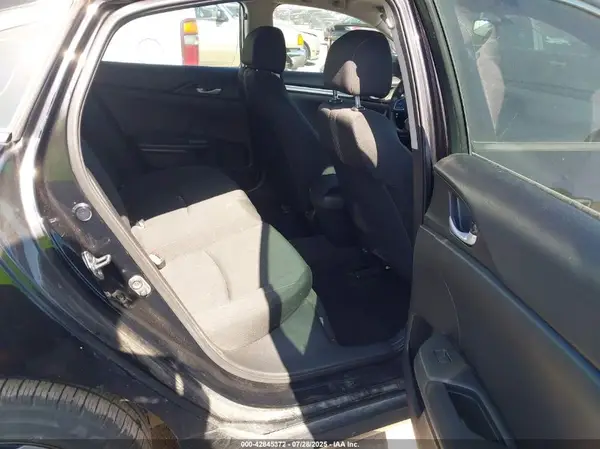 19XFC2F55JE027087 2018 HONDA CIVIC - Image 8