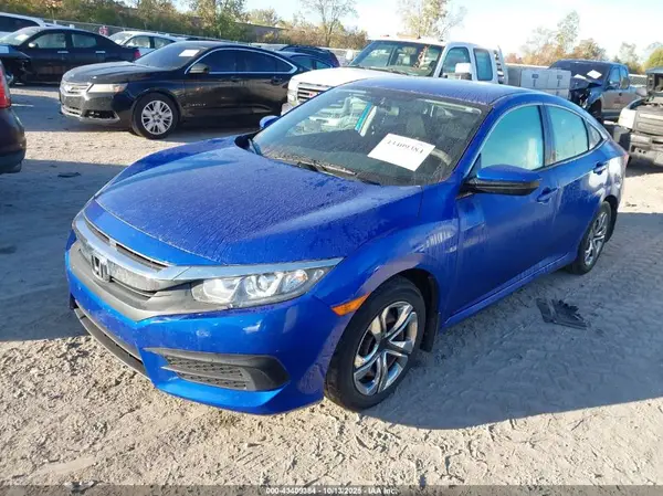 19XFC2F55JE027753 2018 HONDA CIVIC - Image 2