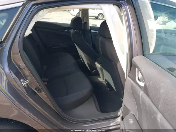 19XFC2F55JE031169 2018 HONDA CIVIC - Image 8
