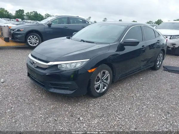 19XFC2F55JE035318 2018 HONDA CIVIC - Image 2