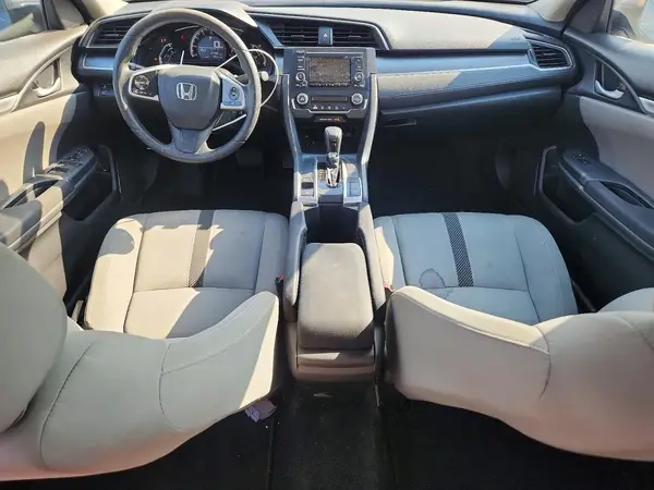 19XFC2F55JE042060 2018 HONDA CIVIC - Image 8