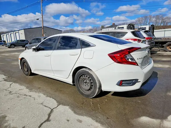 19XFC2F55JE204348 2018 HONDA CIVIC - Image 2