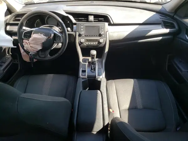 19XFC2F55JE204852 2018 HONDA CIVIC - Image 8