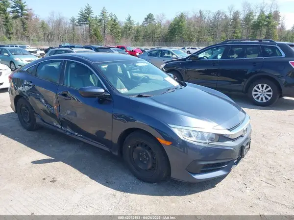 19XFC2F55JE206049 2018 HONDA CIVIC - Image 1