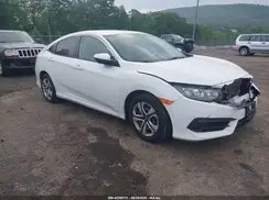 19XFC2F55JE209324 2018 HONDA CIVIC