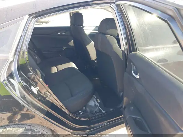 19XFC2F56GE001154 2016 HONDA CIVIC - Image 8