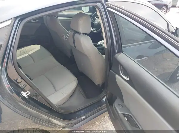19XFC2F56GE003051 2016 HONDA CIVIC - Image 8