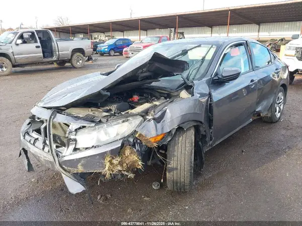 19XFC2F56GE040682 2016 HONDA CIVIC - Image 2