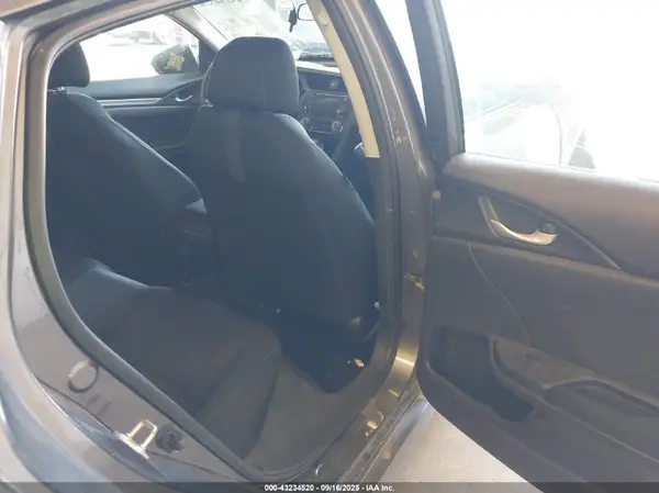 19XFC2F56GE042691 2016 HONDA CIVIC - Image 8