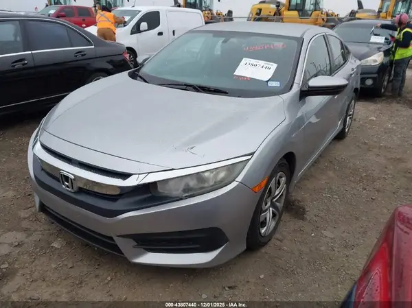 19XFC2F56GE063055 2016 HONDA CIVIC - Image 2