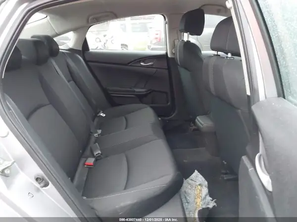 19XFC2F56GE063055 2016 HONDA CIVIC - Image 8