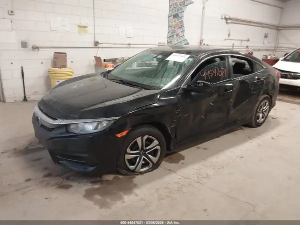 19XFC2F56GE065548 2016 HONDA CIVIC - Image 2